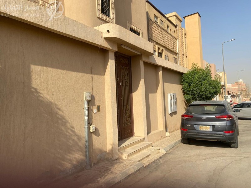 Photo by Daniel J. Schwarz